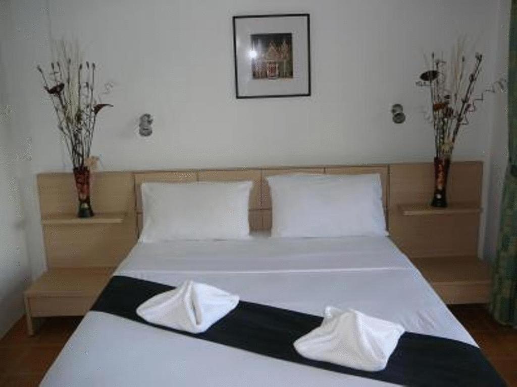 Karon Cliff Contemporary Boutique Bungalows Hotel Bilik gambar